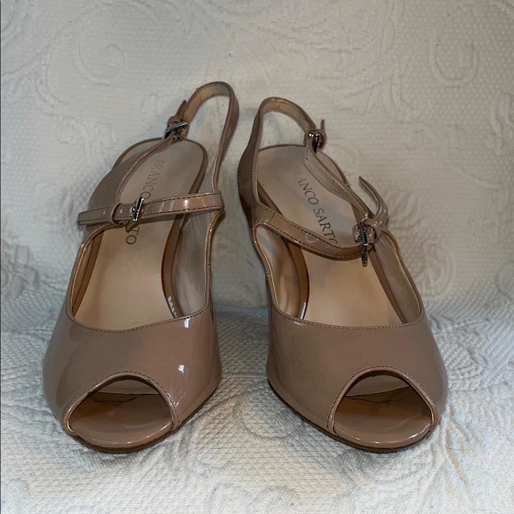Franco Sarto  patent leather peep toe sling back 4 in heel. 8 1/2  Beige.